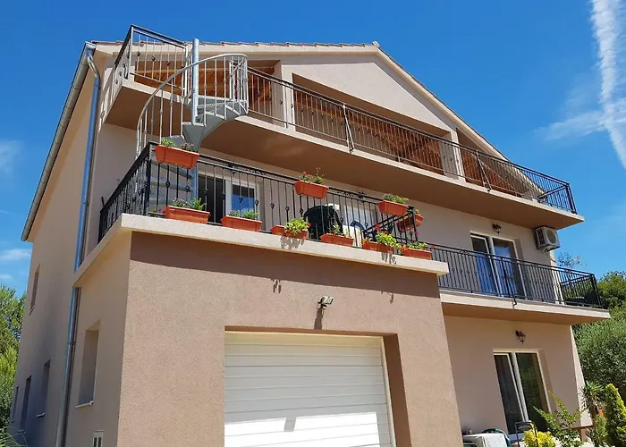 Gloria Ivana Apartament